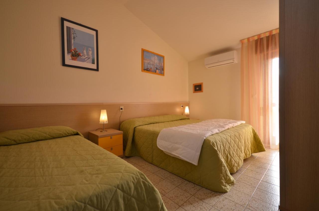 Villaggio Selene Bibione Exteriör bild
